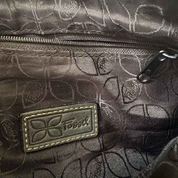 Fossil Black Leather Crossbody Bag - Picture 7 of 12